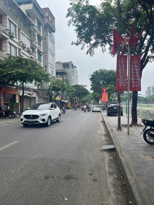 bán nhà kim giang - hoàng mai - 10m là ra mặt phố kim giang - gần ngã tư sở