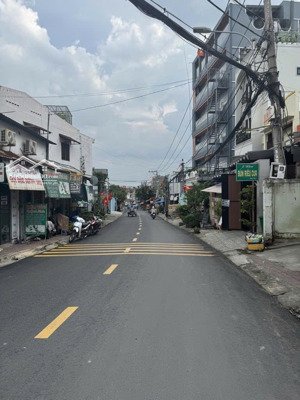 nhà 2 tầng đường 160 nhỉnh 6 tỷ