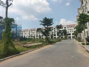 rẻ chỉ hơn 16 tỷ, đường 17m, view biệt thự, liền kề hinode royal park, hoài đức