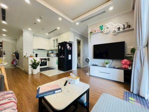 bán nhanh căn 2 ngủ 65m2, 2pn, 2wc full đồ giá 4tỷ980. lh 