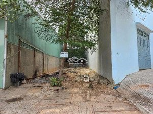 bán lô đất 100m2, full thổ sổ riêng cần bán cực gấp gần chợ đồng an, bình dương, tphcm