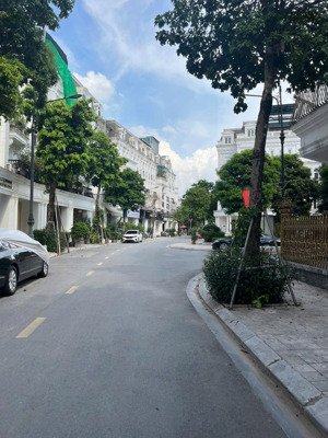 bán gấp đất dịch vụ vạn phúc hà đông mặt đương nông quốc trấn dt50m2,mt5m,giá rẻ