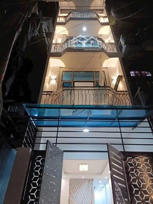 hoa hậu đống đa ô tô đỗ cửa dt 50m nhỉnh 15tỷ - nhà đẹp - mặt ngõ thông kinh doanh - nhà 2 mặt ngõ