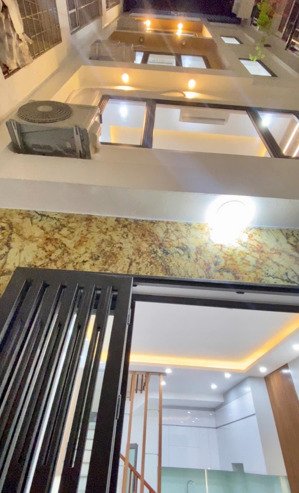 bán nhà khương trung 5 tầng xây mới ngõ nông, gần ô tô giá chỉ 7.25 tỷ