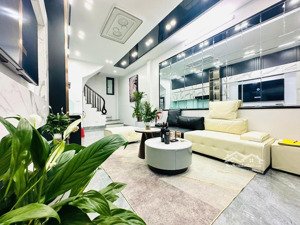 bán nhà riêng tại võ chí công, 8,2 tỷ, 32 m2, chính chủ view đẹp