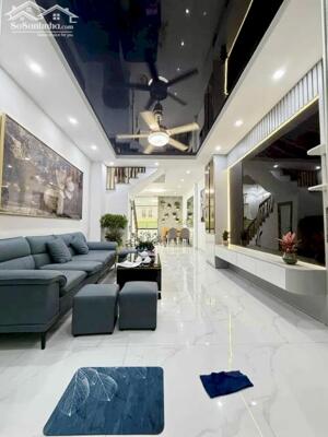 Bán nhà Tôn Đức Thắng, 40m x 4 Tầng, Đủ đồ nội thất, Ngõ Nông Sát Văn Miếu, Chỉ 9,65 Tỷ