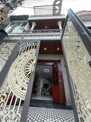 sở hữu nhà phố ngay trung tâm không chỉ để ở mà còn là tài sản sinh lời bền vững. kết cấu: nhà 3