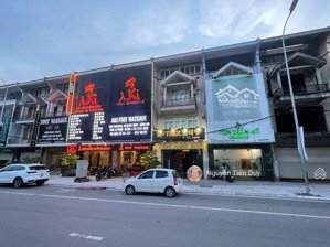 bán nhà mặt phố kinh doanh đắc địa đường
mê linh - vĩnh phúc - ngay chợ tổng dt 85m2 full thổ cư