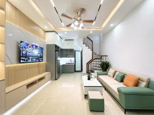 bán nhà hoàng mai- nhà đẹp- full nội thất- ngõ cực rộng- nhà còn mới đẹp- 5 tầng- nhỉnh 7 tỷ