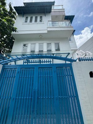 view công viên - nhà 4 tầng tân quý,gò dầu gần aeon mall - chủ bán định cư- dtsd 150m2 - ngang 7m