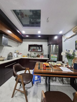 bán nhà giang biên, long biên, hà nội - nhà dân xây 57m2, full nội thất, giá 5.7 tỷ, thoáng mát