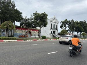 bán lô đất sào mặt tiền hùng vương - tp bà rịa (nay là tp hcm). giá siêu rẻ