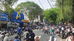 mặt tiền cao bá quát p. dĩ an, tp.hcm học sinh tấp nập, kinh doanh gì cũng lời! dt: 57m ,3.65 tỉ