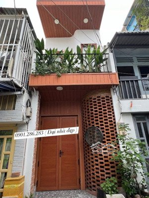 nhà q7-full nội thất -hẻm xe hơi~50m2-chỉ 6.1tỷ