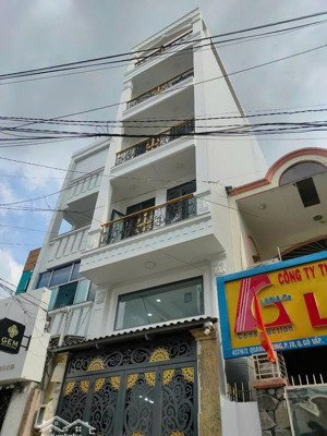 bán nhà vị trí siêu đẹp p10 _gò vấp. thang máy 450kg full linh kiện máy nhật. khu trung tâm quận gv