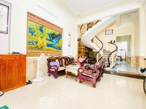 cực hiếm nhà 3 tầng lưu quang thuận sát hồ xuân hương, ra biển 400m