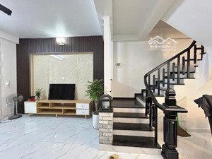 bán gấp nhà mỹ đình, cực đẹp giá tốt chỉ 9,5 tỷ