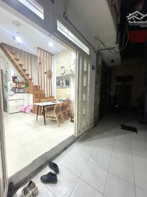 bán gấp nhà riêng tại hoàng hoa thám, 3,3 tỷ, 22m2, p 5, q.phú nhuận, hcm