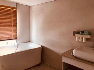 bán gấp nhà riêng 430m2 tại bình trưng tây, quận 2, hcm, 80 triệu / m2