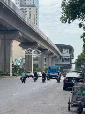 giá đầu tư phân lô trần phú hà đông nhà dân xây cẩn thận vỉa hè 2 bên phân lô 3 ô tô tránh sổ a4