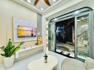 bán nhà riêng tại nguyễn thượng hiền, p5, bình thạnh, 5,25 tỷ, 24m2 hot!