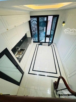 nhà mặt ngõ 6.5 tỷ, 5 tầng, 3 ngủ, 30m ra mặt phố chiến thắng, kđt văn quán, hà đông, 400m ra hồ