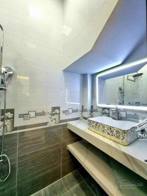 bùng nổ- bán căn nhà- bành văn trân, p7, tân bình. gần chợ tân bình. 3,150tỷ- 54,6m2