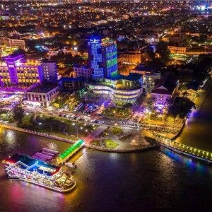 khách sạn 39 tỷ 1 trệt 7 lầu đường hai bà trưng ,bến ninh kiều, tp cần thơ