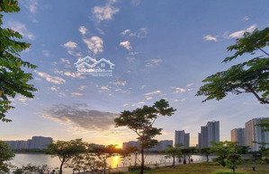 chính chủ cần bán căn hộ 2pn cc thành phố giao lưu - phạm văn đồng. dtich 70m2-2pn-2vs. giá 6.x tỷ