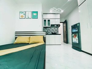 bán ccmini 6 tầng thang máy, 15 phòng full đồ thu nhập 65tr/tháng - lê văn hiến - cổ nhuế