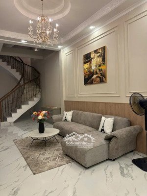 bán nhà riêng tại tôn thất tùng, 23,3 tỷ, 121m2, view đẹp, nhiều tiện ích