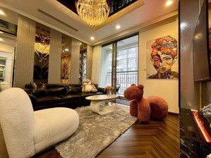 chính chủ bán ch bohemia residence 135m2 3pn căn góc,tầng trung view thoáng.lh:0987362225