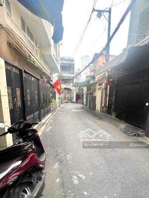 quận phú nhuận hẻm xe hơi hoàng hoa thám 3tầng gần chợ cây quéo