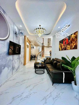 chốt nhanh kẻo bỏ lỡ- cần bán nhà hoàng hoa thám tân bình 40m2 giá 2 tỷ 200- hẻm 5m- sổ sẵn công