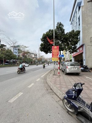 bán nhà mặt phố ngô gia tự, long biên dt 120m2 , kinh doanh sầm uất, giá đang tốt nhất kv 25.9 tỷ