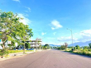 đường số 35 rộng 27m kết nối các gói trong kđt mỹ gia-vị trí đáng đầu tư giá chỉ 5,8 tỷ