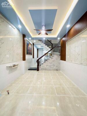 Nhà 3 tầng rộng, hẻm ô tô thông, cạnh Aeon Tân Phú, 5.8 tỷ