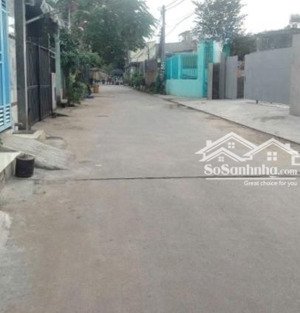 cần bán gấp,nhà đẹp 2 lầu bình chuẩn thuận an,dt100 m, sổ đỏ, giá chỉ 2,79tỷ, hẻm xe hơi....