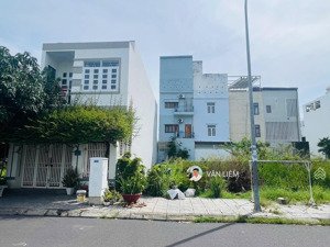 khu đô thị an bình tân
đường t12.lô 100m2 sổ tên cá nhân
giá chỉ 63/m2 bớt lộc bao thuế phí