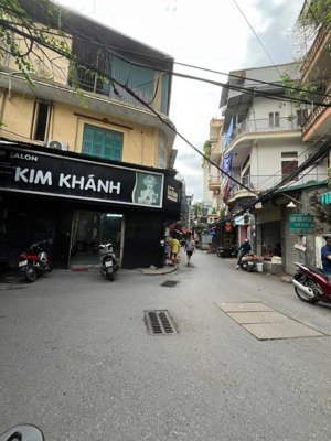 hoàng mai - nhà 5 tầng 33,5m2 ô tô đỗ cổng. giá 7,5 tỷ