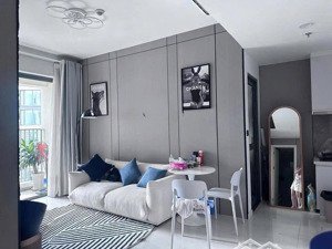 chính chủ kẹt tiền bán căn chung cư mặt tiền nguyễn xí 24m giá 3 tỷ đang cho thuê 10 triệu/ tháng