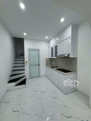 bán nhà tân mai 20m2, 4 tầng, mt 2,6m, chỉ hơn 2 tỷ - ngõ ba gác - full nội thất - mua bán vi bằng