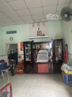 chủ gởi bán nhà cấp 4 (dt: 69m2) sổ riêng thổ cư 100% đường oto nhỏ p. tân vạn. giá chỉ 1,750 tỷ