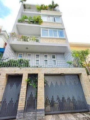 cô giang bán nhà lê văn hưu, phường bến nghé q1. giá 5tỷ2/97,6m2 thông lê duẩn. đang cho thuê 45tr