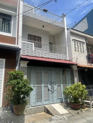 nhà 1 lầu ngay chợ hồ trọng quý 4x13 (52m2) đường ngựa đẹp 8m
