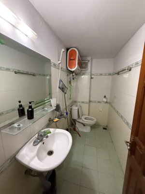 cho thuê nhà long biên ô tô tránh kinh doanh 7 triệu 3 tầng