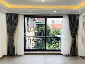 bán nhà đống đa 46m x 5t ở đẹp ngõ thông,nhà thoáng sáng,giá nhỉnh 8tỷ