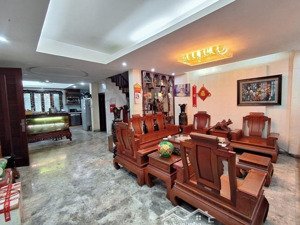 biet thu dang cap sai dong , lo goc 3 mat tien hang xom vinhomes xay 4 tang ,puii noi that ,