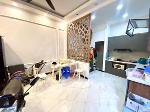 cực hiếm! nhà khương đình 25m, 5 tầng, đẹp, ở luôn, full nội thất, sát phố, chỉ 5.9 tỷ