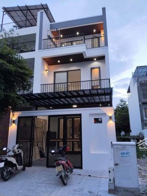 cần bán nhà mới xây 3 tầng gói 5 - kđt mỹ gia (kđt thái hưng) - đường số 90 rộng 14m - nha trang